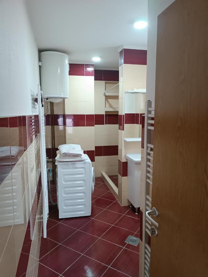 فندق 2Bdr Apt With Balcony With View- Free Parking سراييفو المظهر الخارجي الصورة